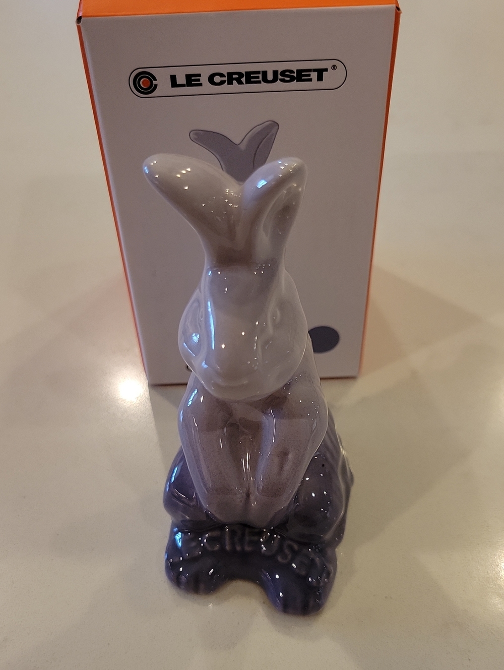 New Le Creuset Bluebell Purple 1st Edition Piebird Bunny